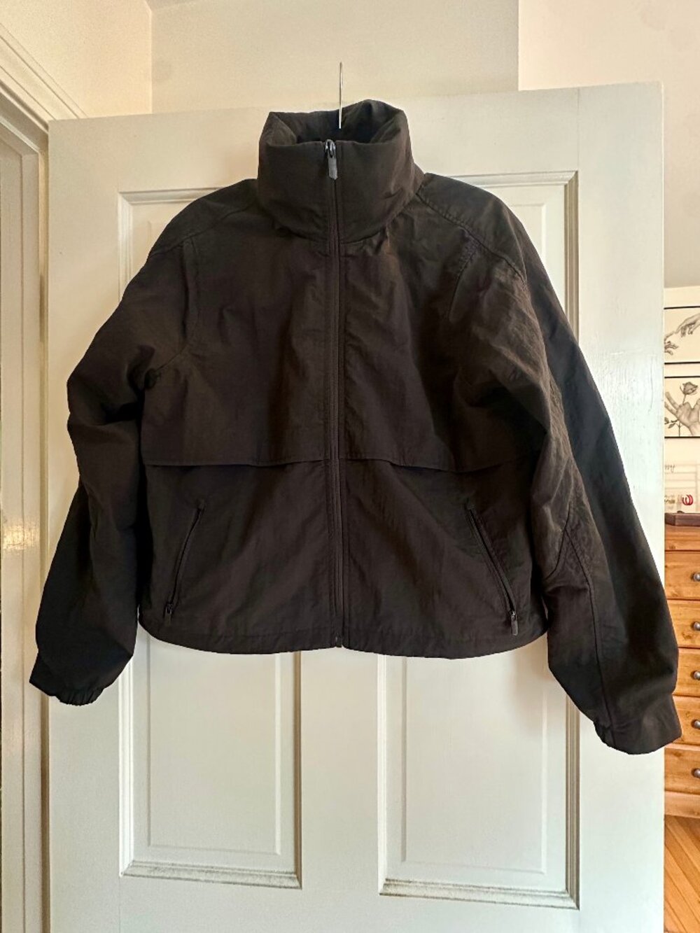 Quince Water Repellent Windbreaker Jacket in Black